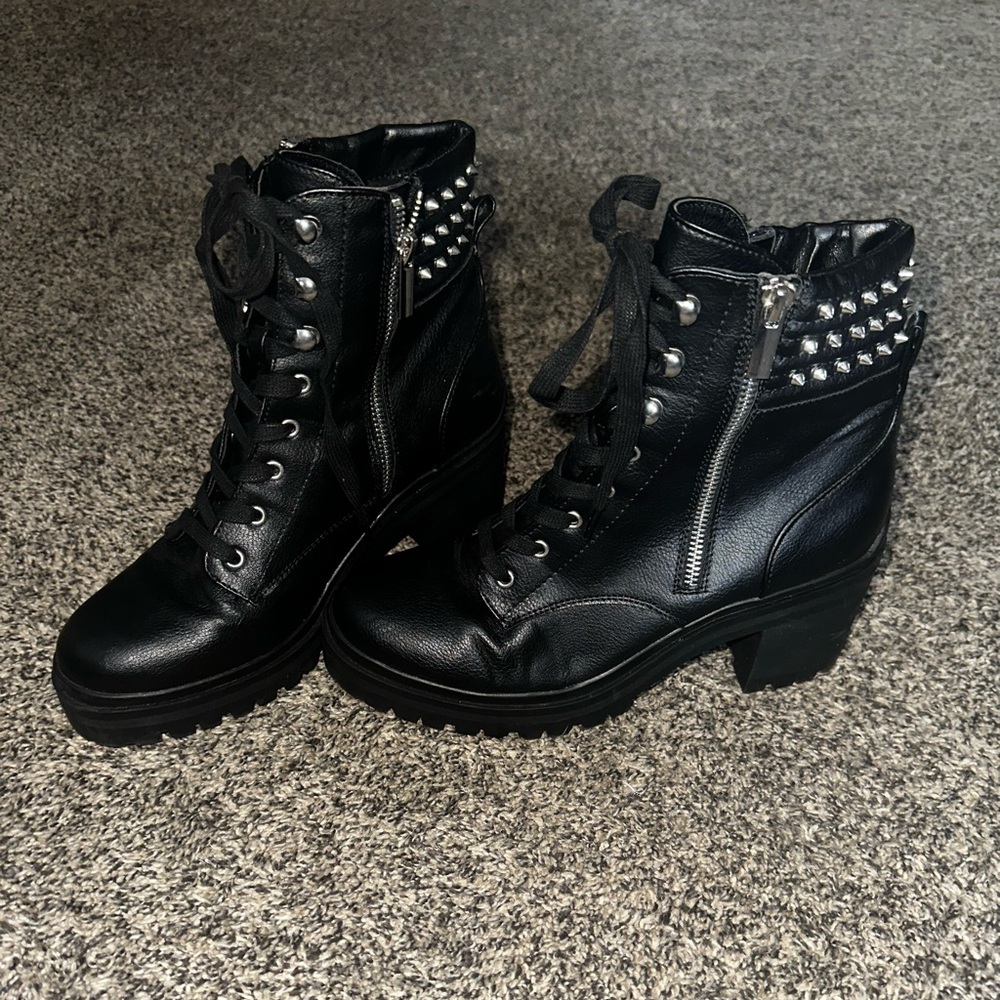 Women’s Steve Madden Spiked heeled boots